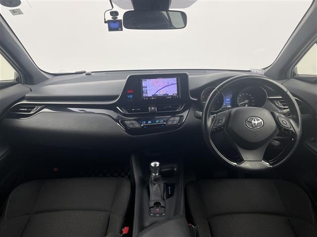 Toyota C-HR 2018 8546606-15
