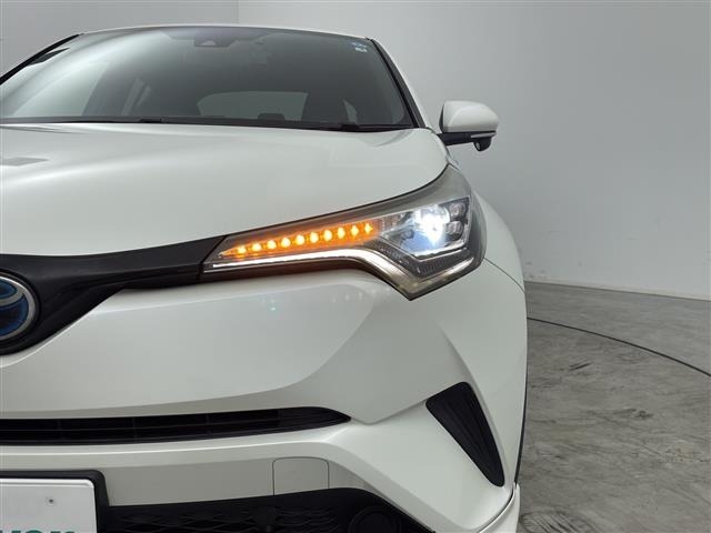 Toyota C-HR 2018 8546606-4