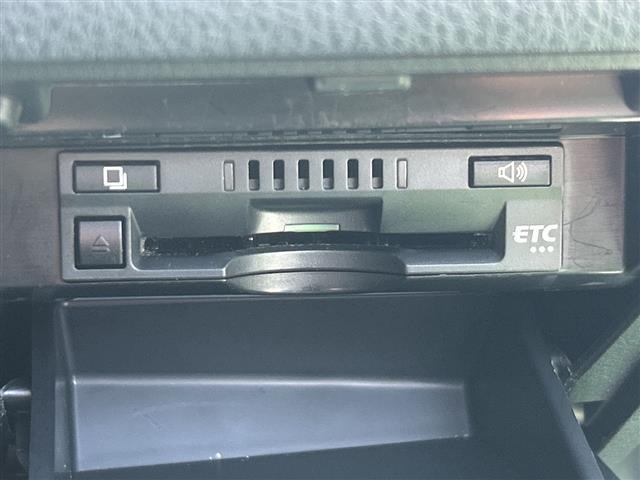 Toyota CAMRY 2019 8553602-11