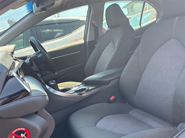 Toyota CAMRY 2017 8553603-9
