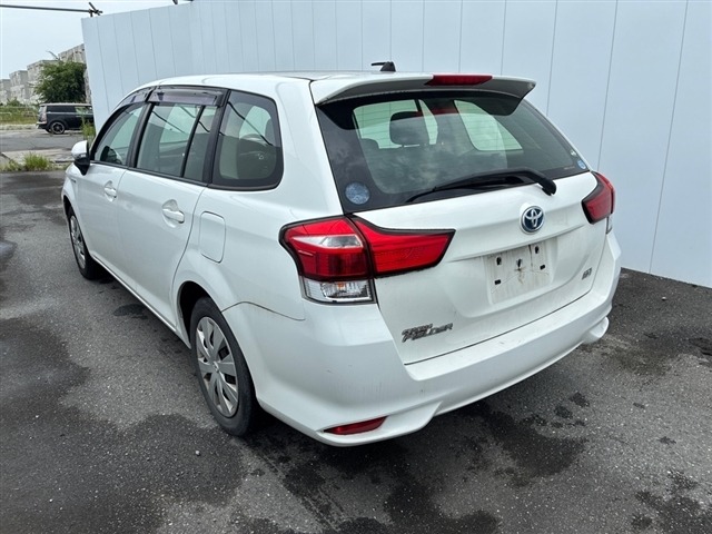 Toyota COROLLA FIELDER 2015 8556882-1