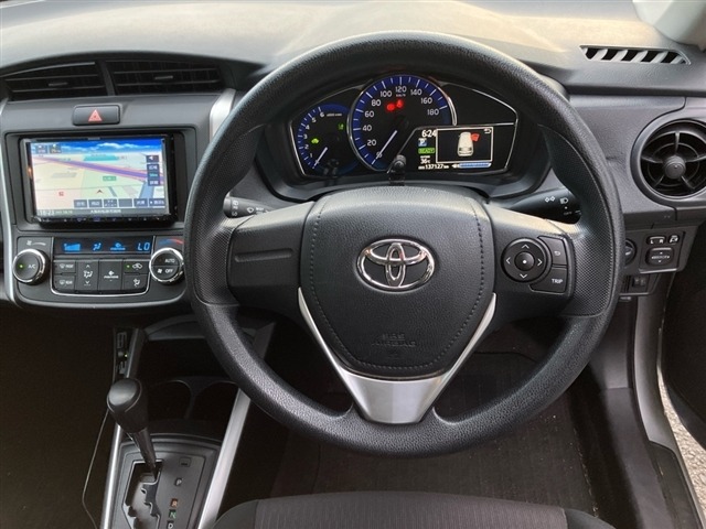 Toyota COROLLA FIELDER 2019 8556886-3