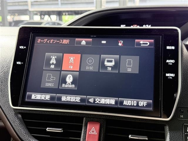 Toyota ESQUIRE 2018 8566358-13
