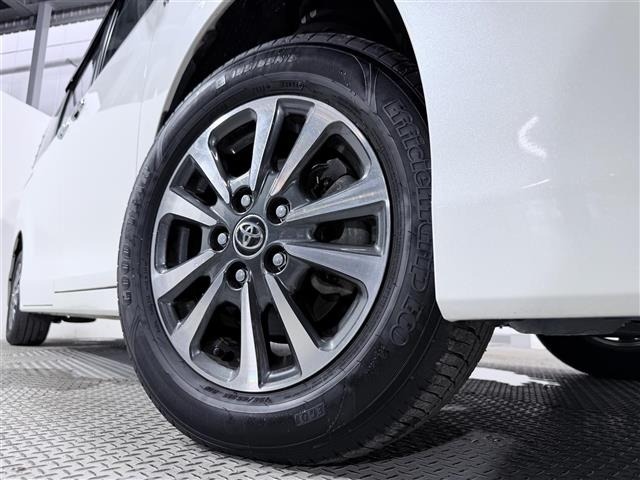 Toyota ESQUIRE 2018 8566358-22