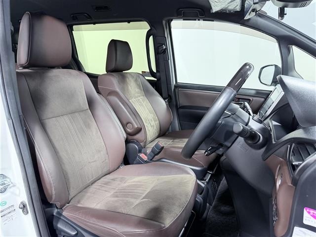Toyota ESQUIRE 2018 8566358-6