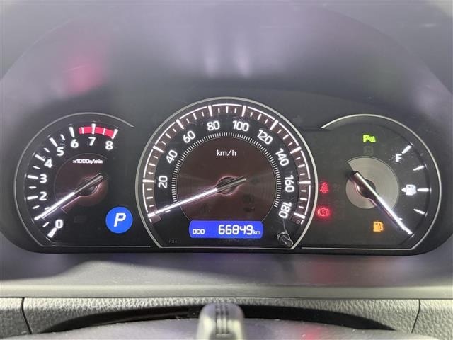Toyota ESQUIRE 2019 8566389-6