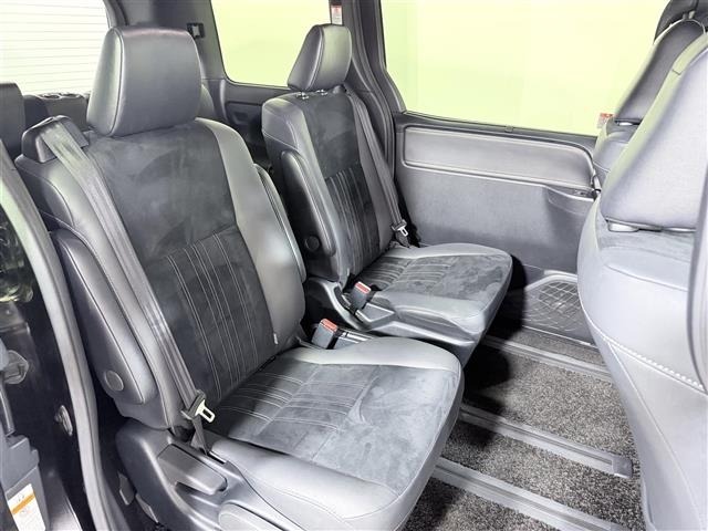 Toyota ESQUIRE 2019 8566389-8