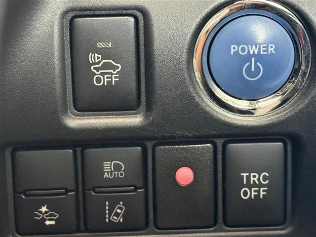 Toyota ESQUIRE 2018 8566392-10
