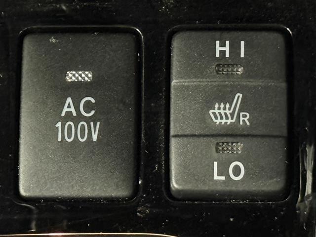 Toyota ESQUIRE 2018 8566392-2