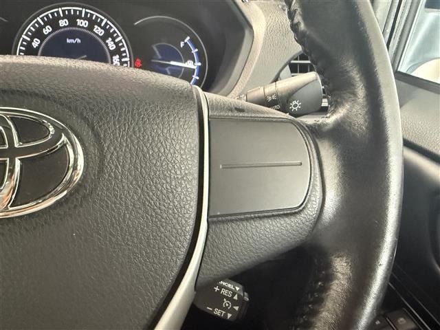 Toyota ESQUIRE 2018 8566392-3