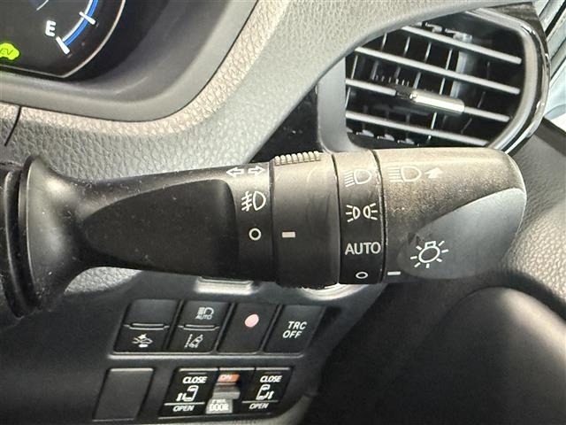 Toyota ESQUIRE 2018 8566392-7