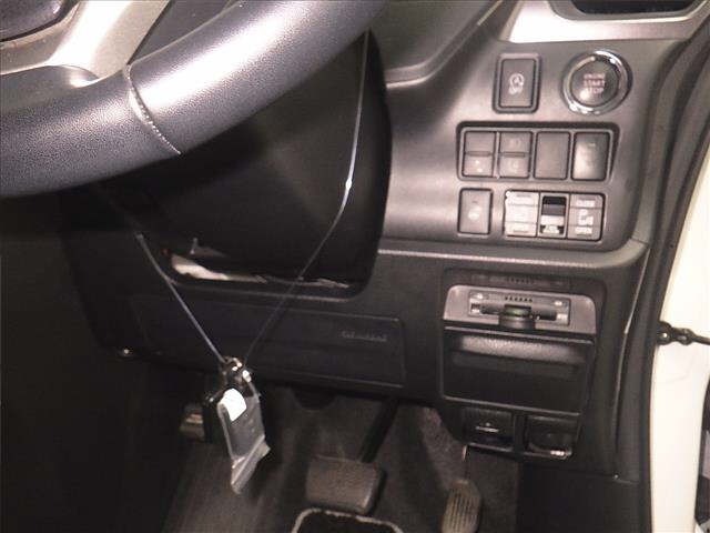 Toyota ESQUIRE 2021 8566426-9