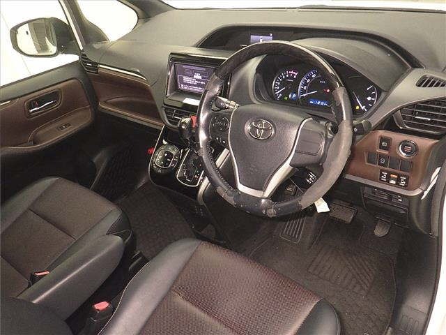Toyota ESQUIRE 2015 8566427-3