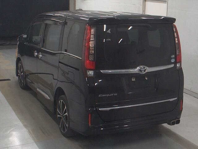 Toyota ESQUIRE 2015 8566474-1