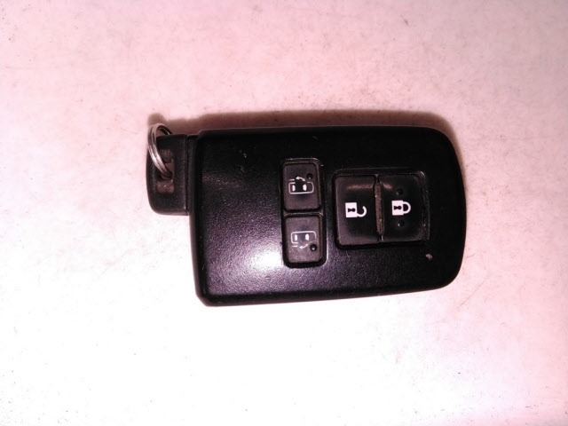Toyota ESQUIRE 2015 8566481-10