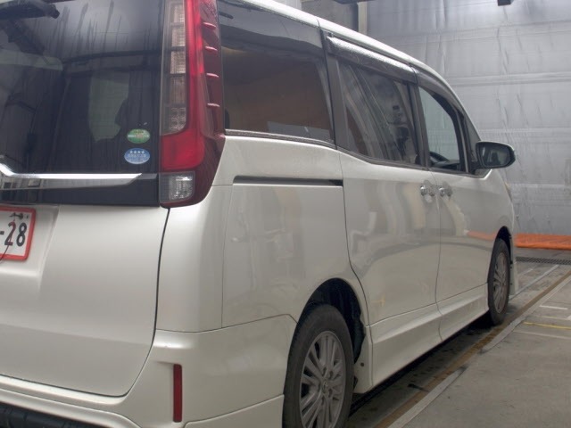 Toyota ESQUIRE 2015 8566481-5