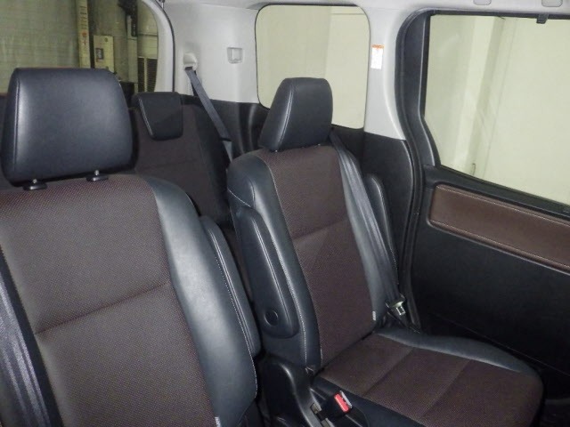 Toyota ESQUIRE 2016 8566488-8