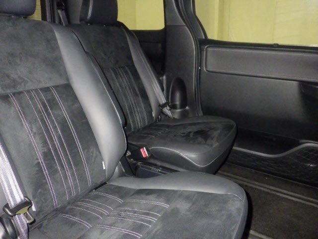 Toyota ESQUIRE 2019 8566489-8