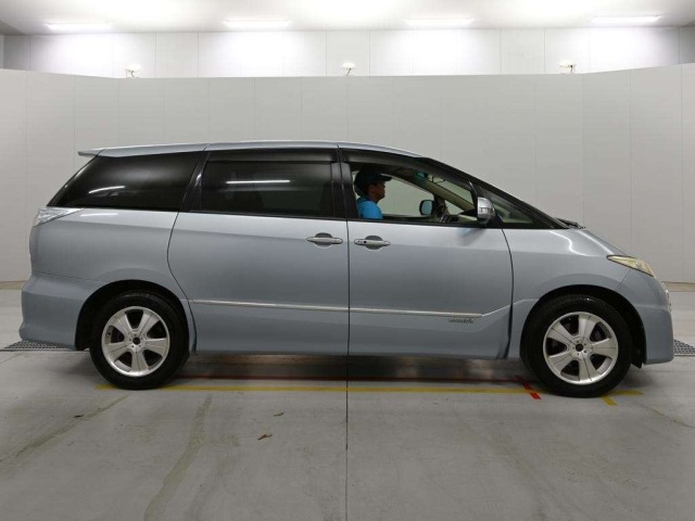 Toyota ESTIMA HYBRID 2010 8563582-3