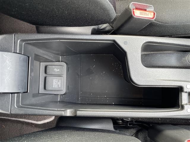 Honda FIT 2014 8553683-10