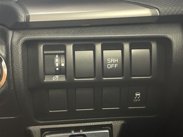 Subaru FORESTER 2022 8558618-19