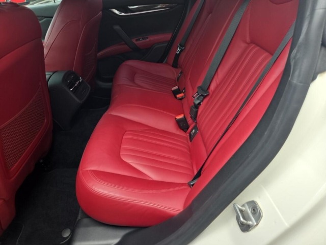 Maserati GHIBLI 2014 8567742-3