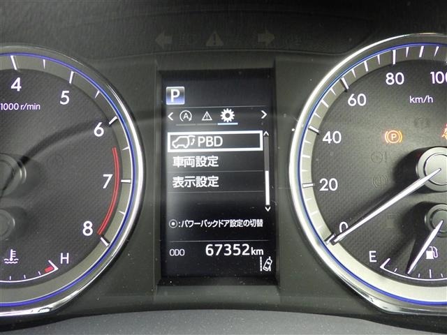 Toyota HARRIER 2018 8566226-9
