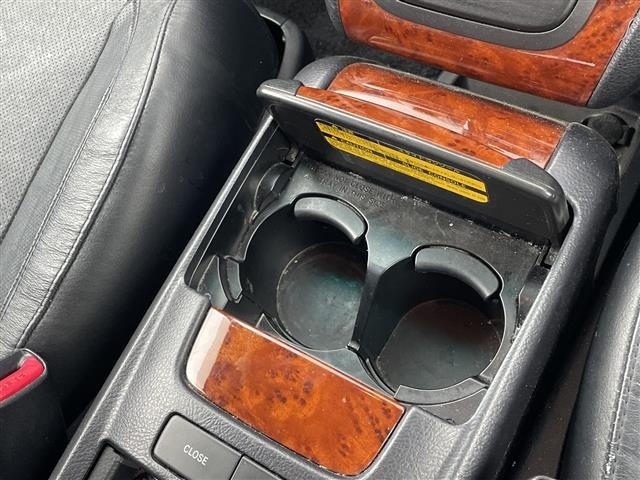 Toyota HARRIER 2007 8566244-3