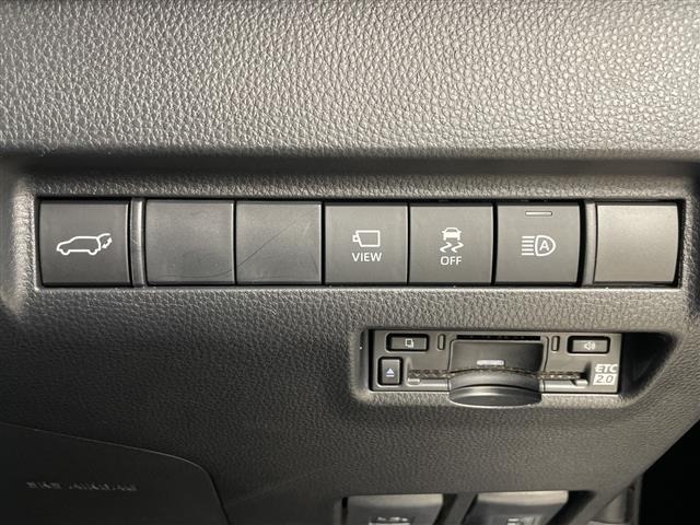 Toyota HARRIER 2023 8566248-11