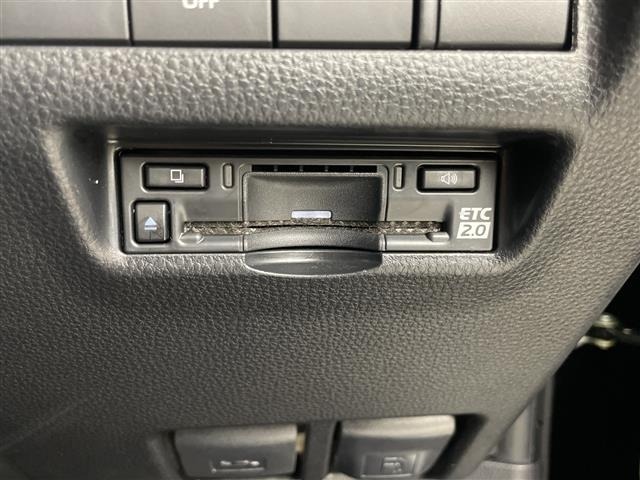Toyota HARRIER 2023 8566248-16