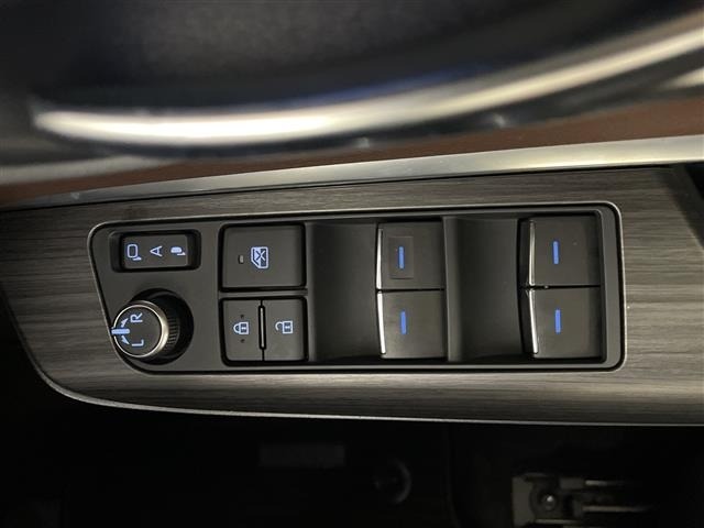 Toyota HARRIER 2020 8566287-9