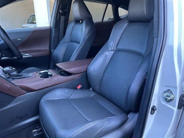 Toyota HARRIER 2024 8566293-4