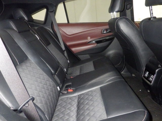 Toyota HARRIER 2017 8566422-8