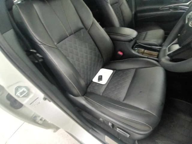 Toyota HARRIER 2017 8566440-10