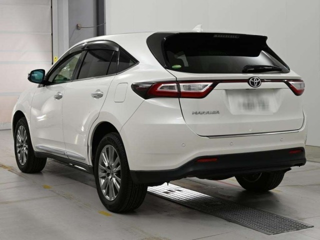 Toyota HARRIER 2017 8566440-6