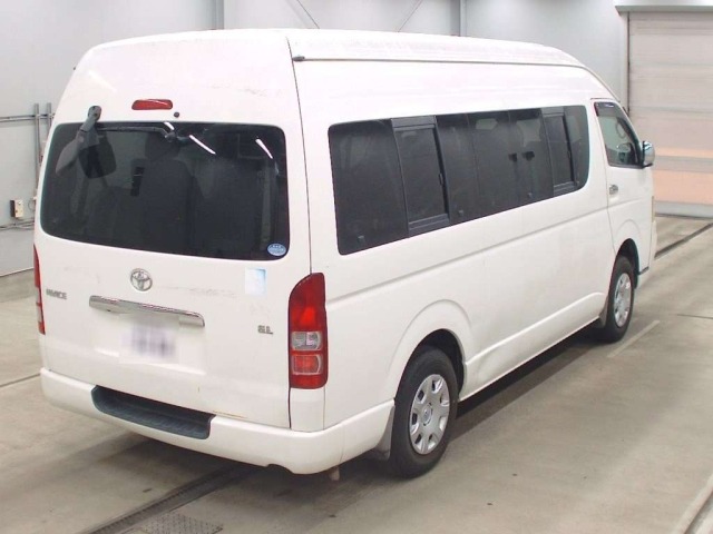 Toyota HIACE COMMUTER 2008 8561361-1