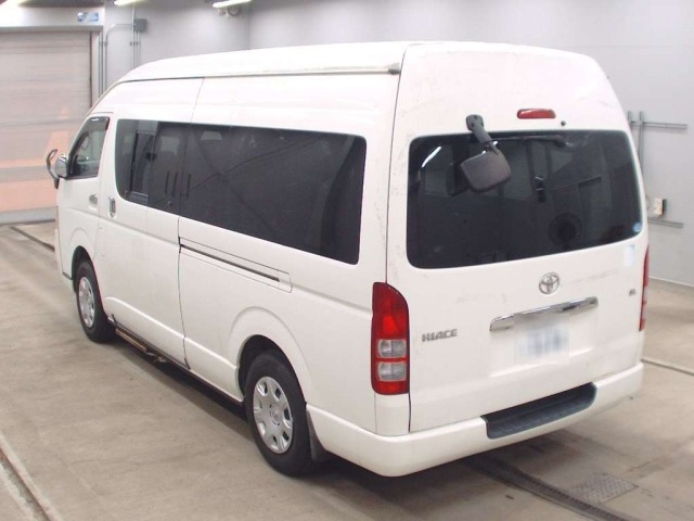 Toyota HIACE COMMUTER 2008 8561361-6