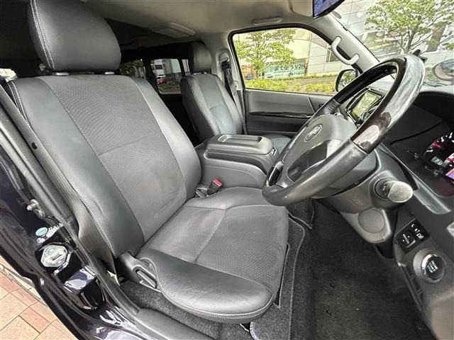 Toyota HIACE VAN 2015 8540008-8
