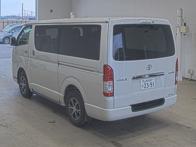 Toyota HIACE VAN 2026 8540517-1