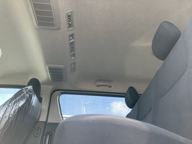 Toyota HIACE VAN 2026 8540517-10