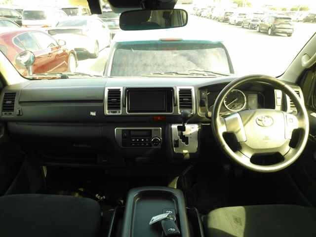 Toyota HIACE VAN 2021 8540536-8