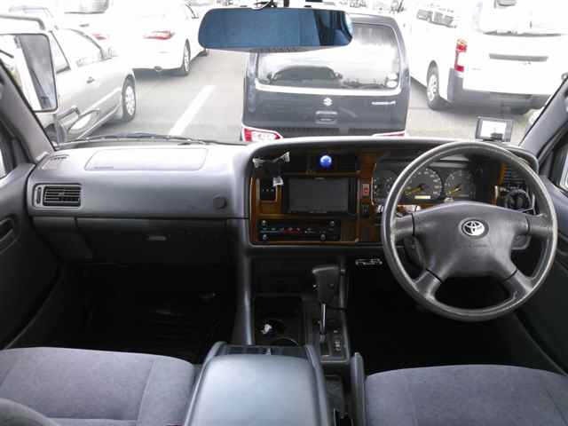 Toyota HIACE VAN 2001 8540542-8
