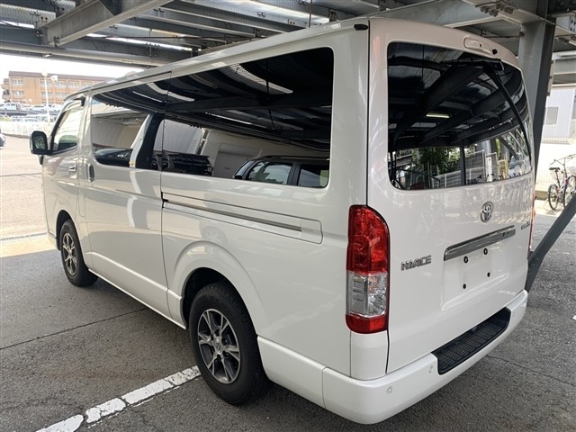 Toyota HIACE VAN 2020 8540676-1