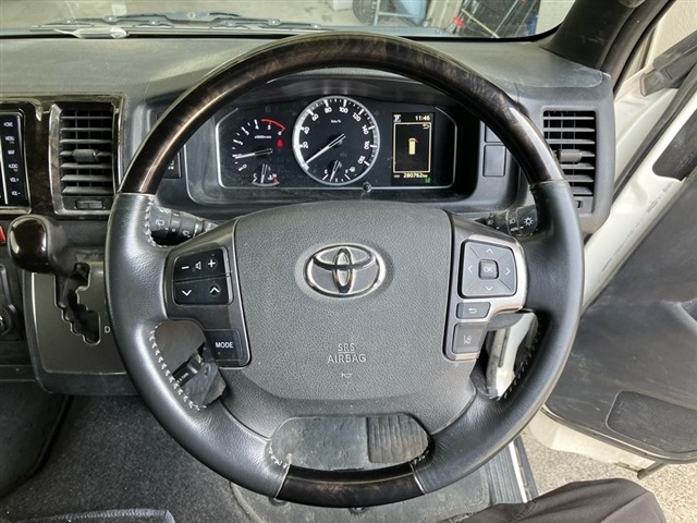 Toyota HIACE VAN 2020 8540676-3