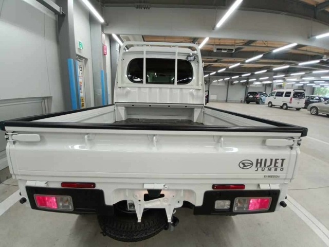 Daihatsu HIJET TRUCK 2026 8567043-11