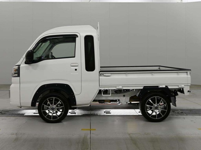Daihatsu HIJET TRUCK 2026 8567043-4