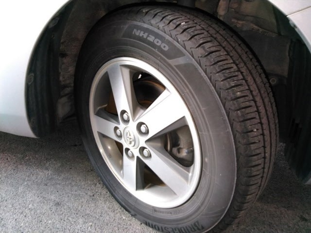Toyota ISIS 2005 8562652-9