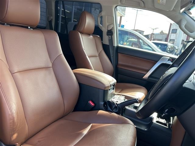 Toyota LAND CRUISER PRADO 2022 8565486-3