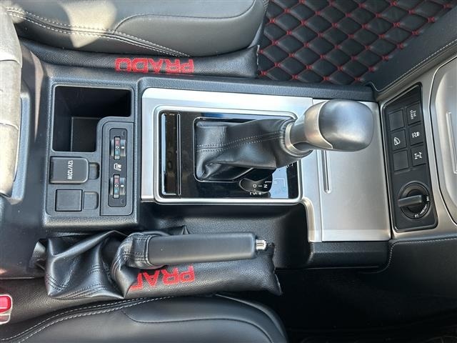 Toyota LAND CRUISER PRADO 2022 8565487-6
