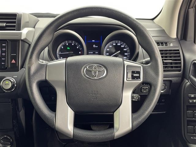 Toyota LAND CRUISER PRADO 2015 8565495-17